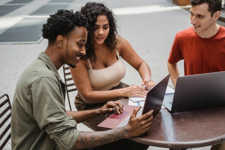 How Freelancing and Flexible Work Shape the Future of Workforce Strategy