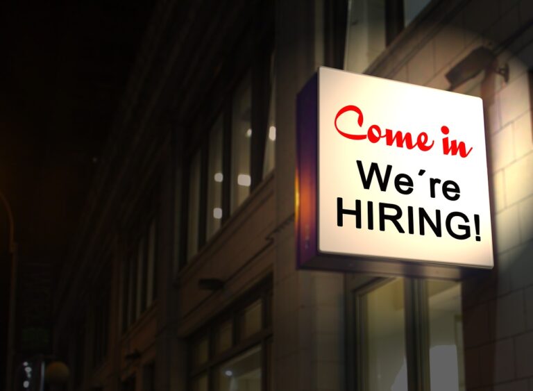 Job Descriptions That Actually Attract Top Talent