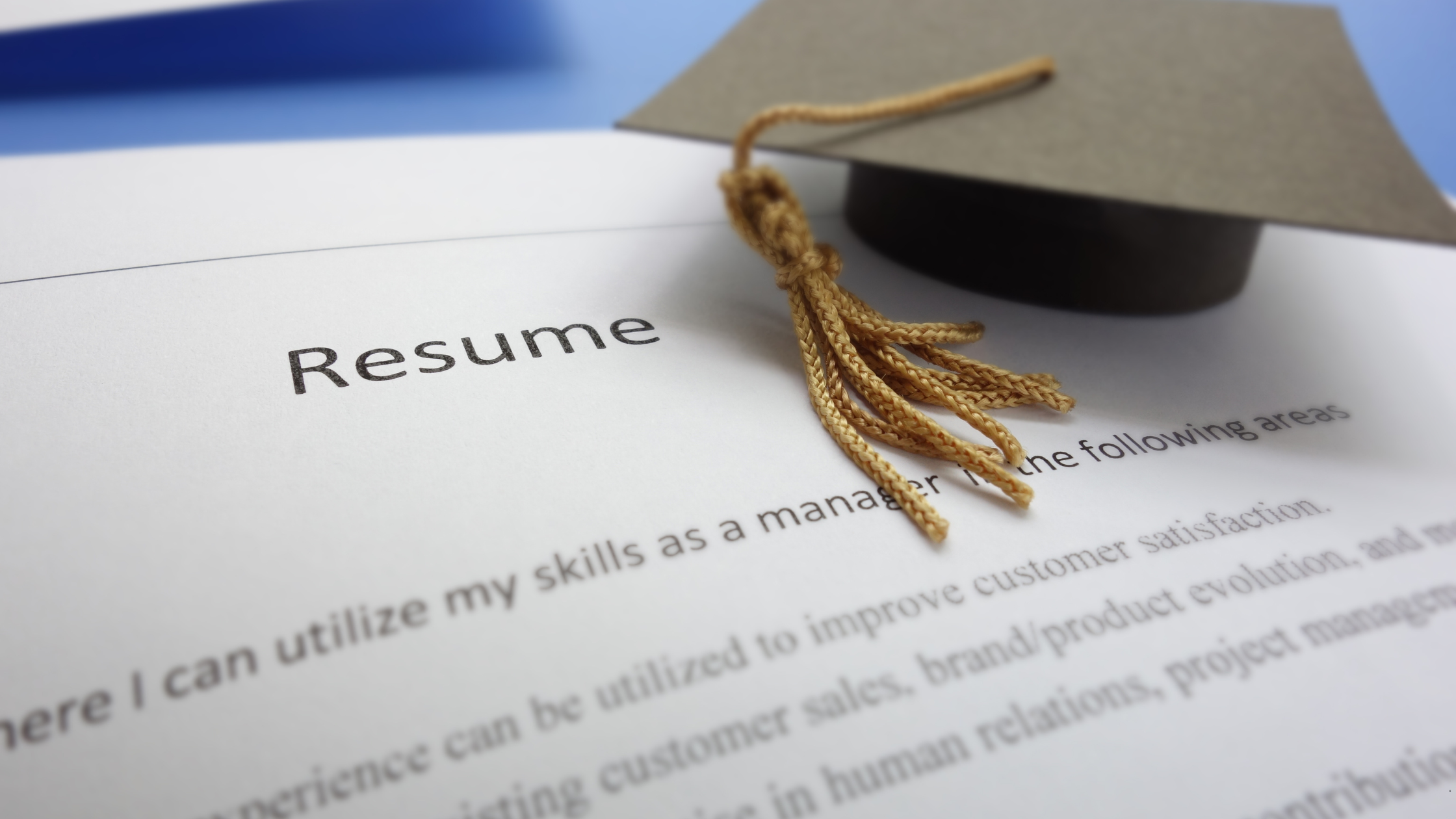 Five Pro Resume Tips for Fresh Graduates That Actually Get You Hired